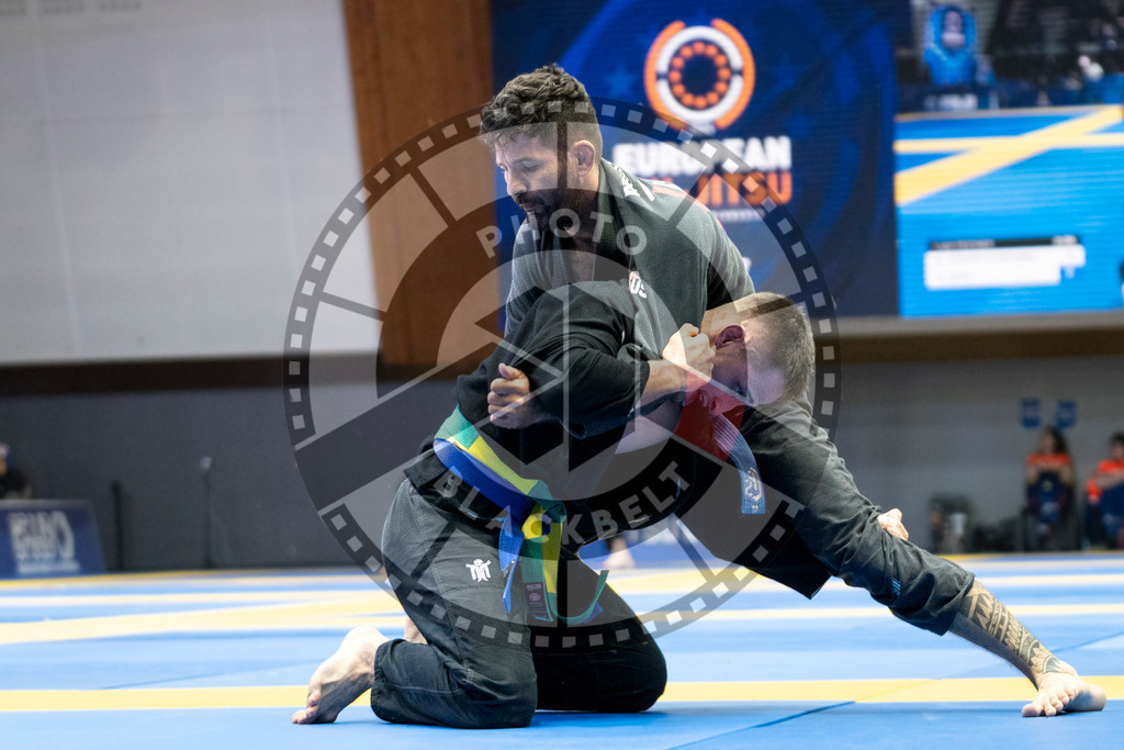 20240121PBB5586 | Fighters compete during the second day of the IBJJF European Championship in Paris, France, on January 21, 2024.