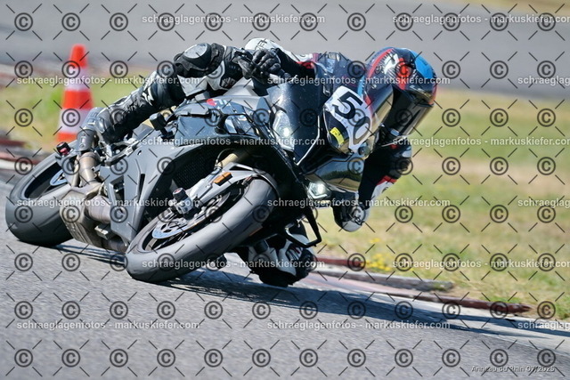 25bt04-0255 | markuskiefer.com - Realisiert mit Pictrs.com