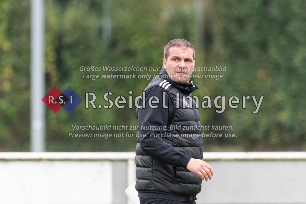 RS-1-013913 | Jan-Christian 'Hacki' Hack (Reinfeld, Cheftrainer)