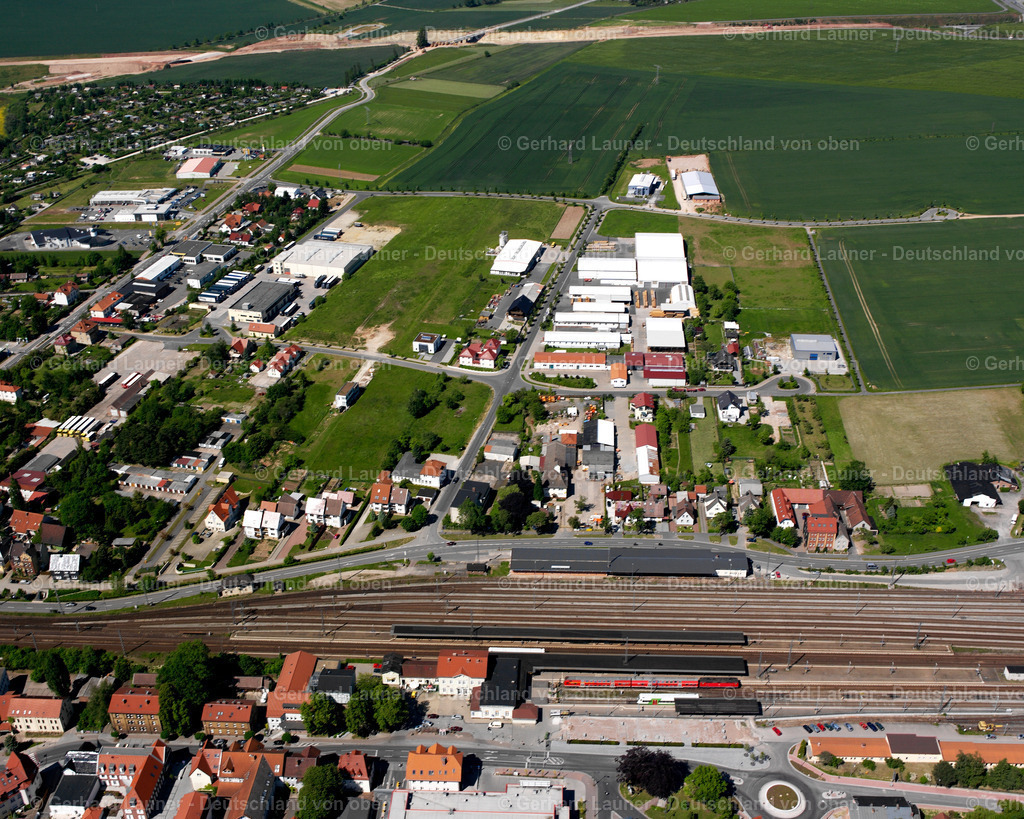 2634471 | LEINEFELDE 09.06.2006 Gewerbegebiet und Firmenansiedlung  in Leinefelde im Bundesland Thüringen, Deutschland // Industrial estate and company settlement  in Leinefelde in the state Thuringia, Germany Foto: Gerhard Launer