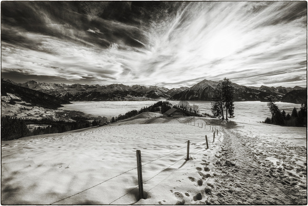 Tschingelallmi | Tschingelallmi an einen schönen Wintertag. 
-----------------------------------------------
Tschingelallmi on a beautiful winter day.
-----------------------------------------------
Dieser Druck ist in einer limitierten Auflage von 5 Exemplaren erhältlich. 
This print is available in a limited edition of 5 copies. 
http://art.hess.photography/54-tschingelallmi.html - Realisiert mit Pictrs.com