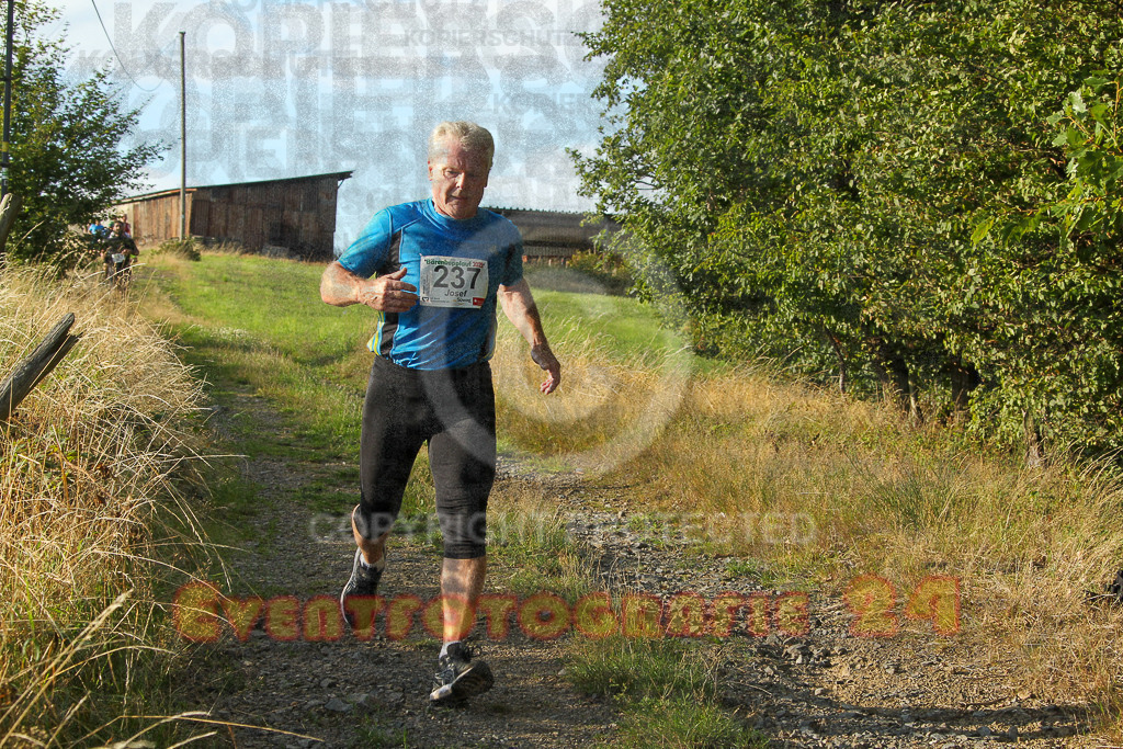 250801_1914_EV4_8324 | Sportfotografie im Rhein-Sieg Kreis, Köln, Bonn, NRW, Rheinland Pfalz, Hessen, etc. Unser Tätigkeitsfeld umfasst den Laufsport vom Volkslauf über den Marathon, Duathlon, Triathon bis zum Ultralauf wie Kölnpfad Ultra oder Schindertrail.