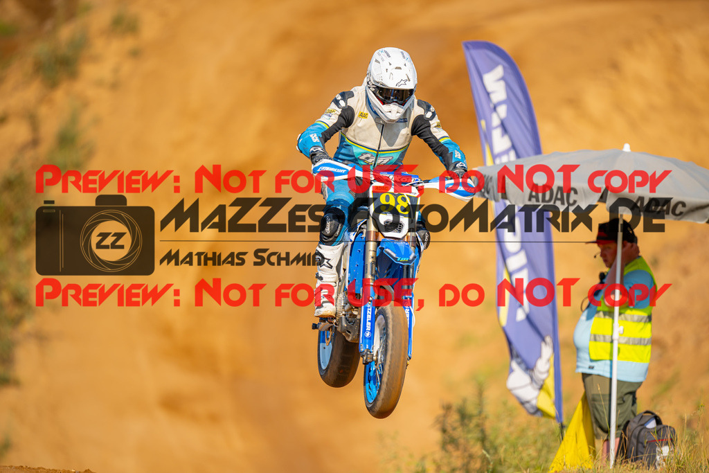 MaZZes-Fotomatrix-20260815-601910 | S2