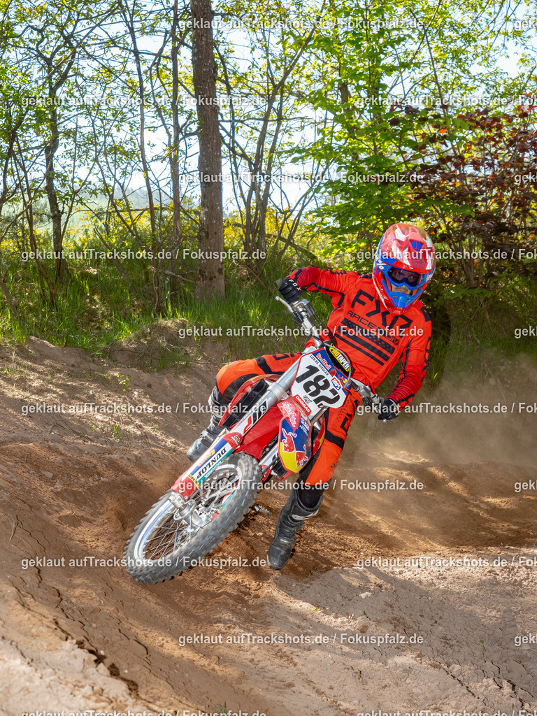 Fischbach-225 | Trackshots.de / Fokuspfalz.de - Realisiert mit Pictrs.com