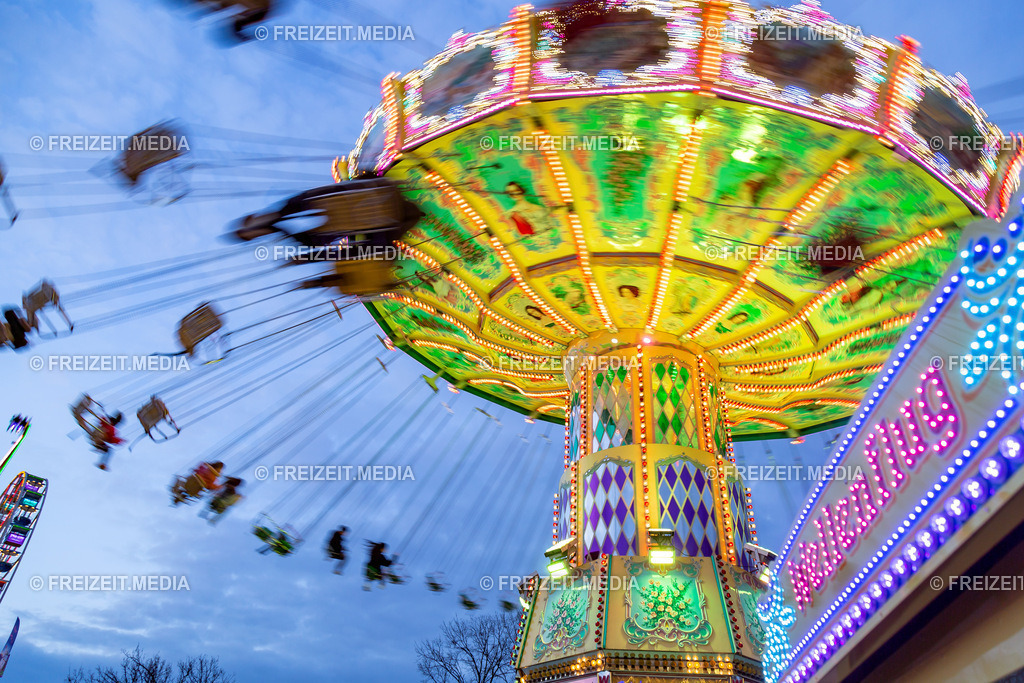 PALMKIRMES RECKLINGHAUSEN | PALMKIRMES RECKLINGHAUSEN

VEROEFFENTLICHUNG NUR GEGEN HONORAR

CONTACT:
FREIZEIT.MEDIA
HENDRIK PÖTHER
IM SCHLATT 24
46414 RHEDE

FON: +49 (0)2872 9496637
MAIL: INFO@FREIZEIT-MEDIA.DE
WEB: WWW.FREIZEIT.MEDIA - Realisiert mit Pictrs.com