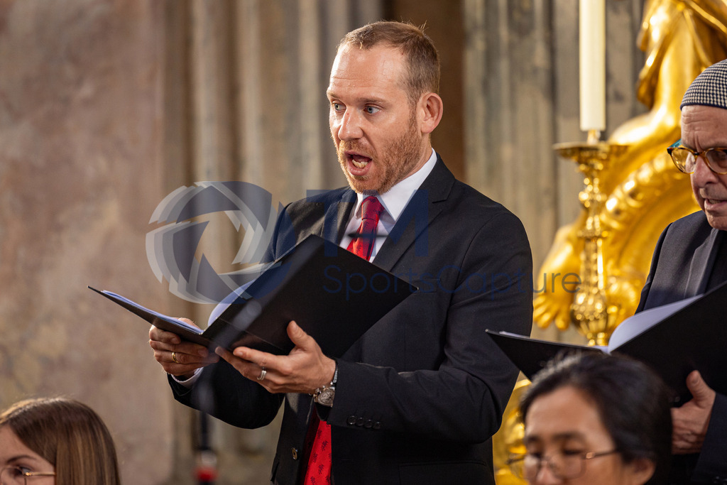 RR5M7799 | Firmung Klagenfurt-Dom 19.05.2024 8 Uhr