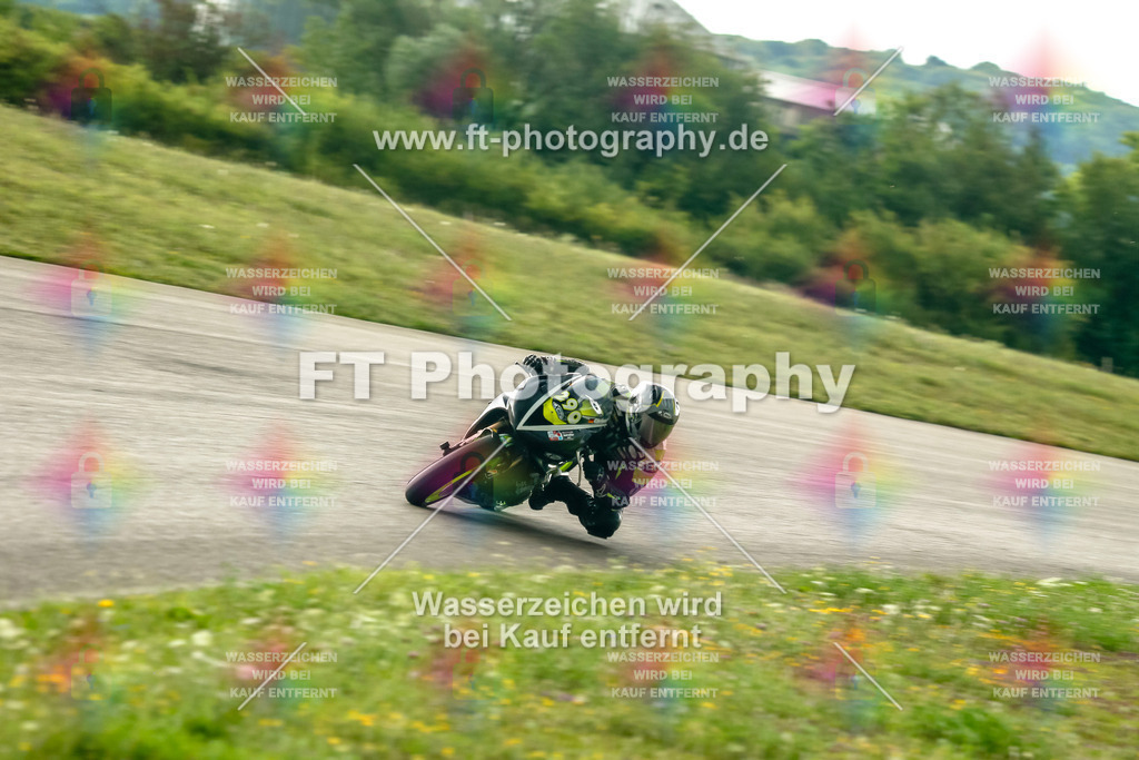 Chambley Juli-3373 | Hier findet Ihr Bilder von Touristenfahrten auf der Nürburgring Nordschleife oder von anderen Veranstaltungen die ich besucht habe. Viel Spass beim Durch Schauen 