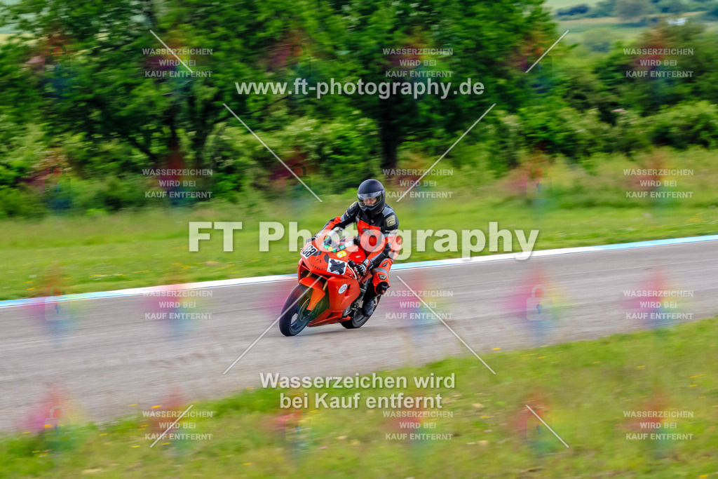 MotoTeam-3340 | Hier findet Ihr Bilder von Touristenfahrten auf der Nürburgring Nordschleife oder von anderen Veranstaltungen die ich besucht habe. Viel Spass beim Durch Schauen 
