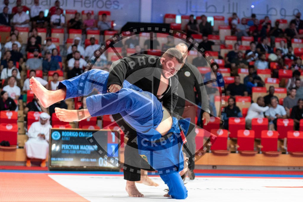 20231106PBB1994 | Fighters compete during the AJP World Master Championship in the Mubadala Arena in Abu Dhabi, Arab United Emirates, on November 6, 2023.