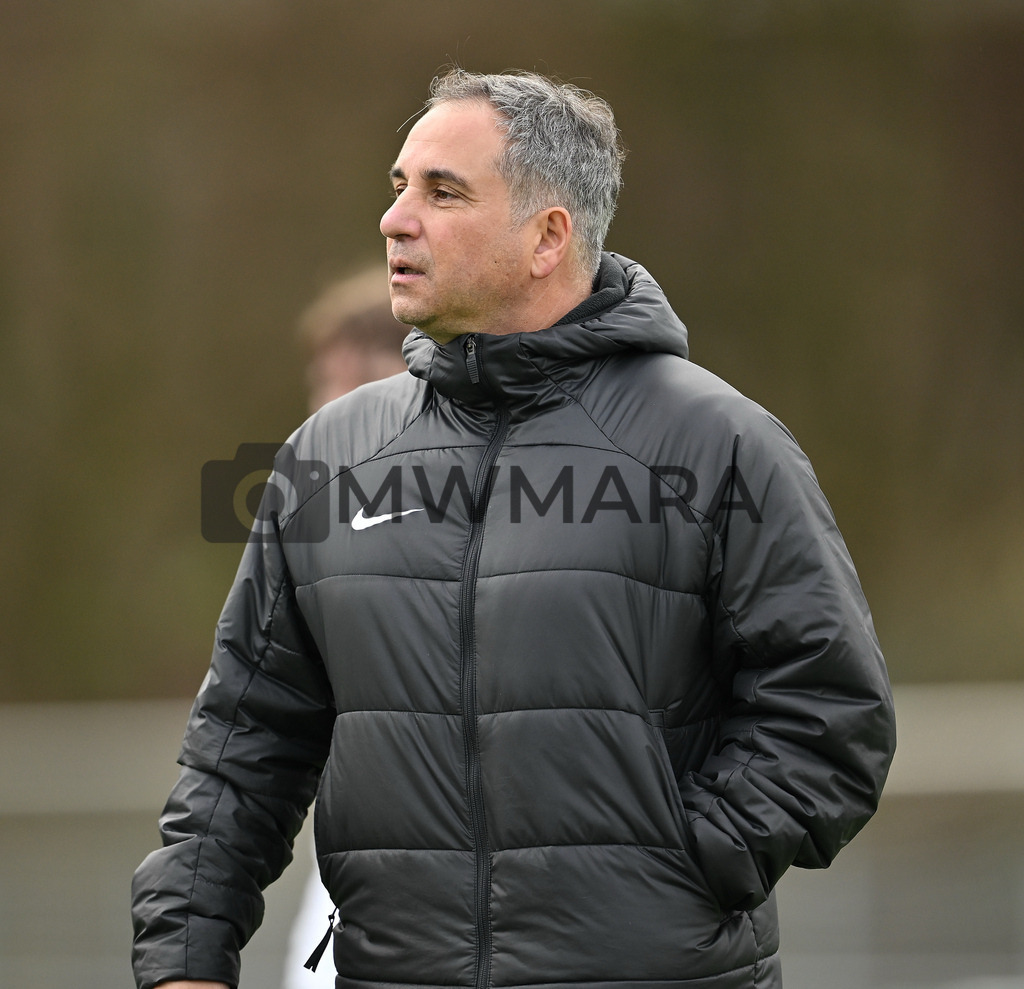 Fussball I Herren I Saison 2025-2026 I Bundesliga I 6. Spieltag I Eintracht Frankfurt - FC Bayern München  | MWMARA - Realisiert mit Pictrs.com