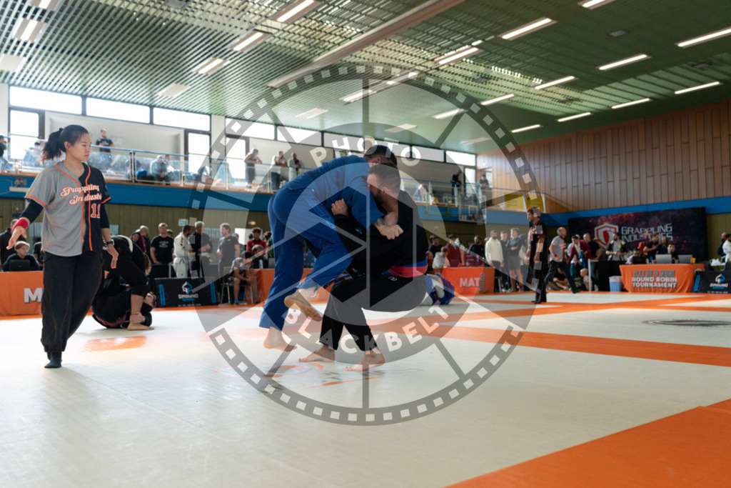 20240915PBB1940 | Athletes compete during the Grappling Industries’ grappling and Brazilian jiu-jitsu competition in Berlin, on September 15, 2024.