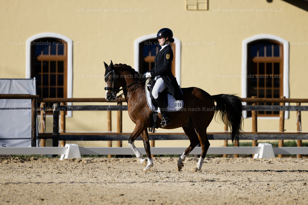 FHC2026_P09_10_18930 | Fichtenhof Classics 2026 – Grand Prix de Dressage - VOLTAIRE Design Preis, Reitanlage Fichtenhof, Sch ftlarn