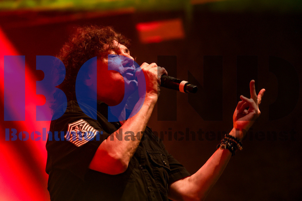 Zeltfestival Ruhr 2024 - Mr. Big  {date} -  | {headline}(Foto: Sebastian Sendlak / BOND) - Realisiert mit Pictrs.com