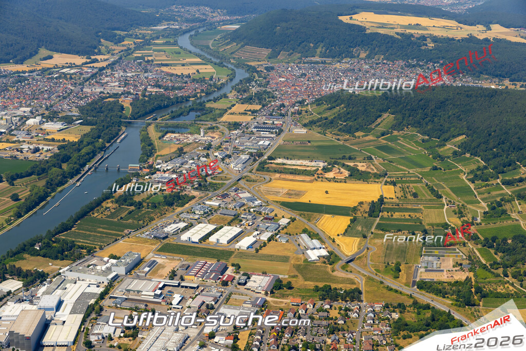 Das Luftbild zeigt :  Miltenberg - Die Luftaufnahme wurde 2023 vom UL-Flugzeug aus erstellt ( keine Drohne ) - Hochauflösende Luftaufnahme - Für grossformatige Ausdrucke geeignet. Die Geschenkidee !Mit Lizenz und Bildrechte bestellbar