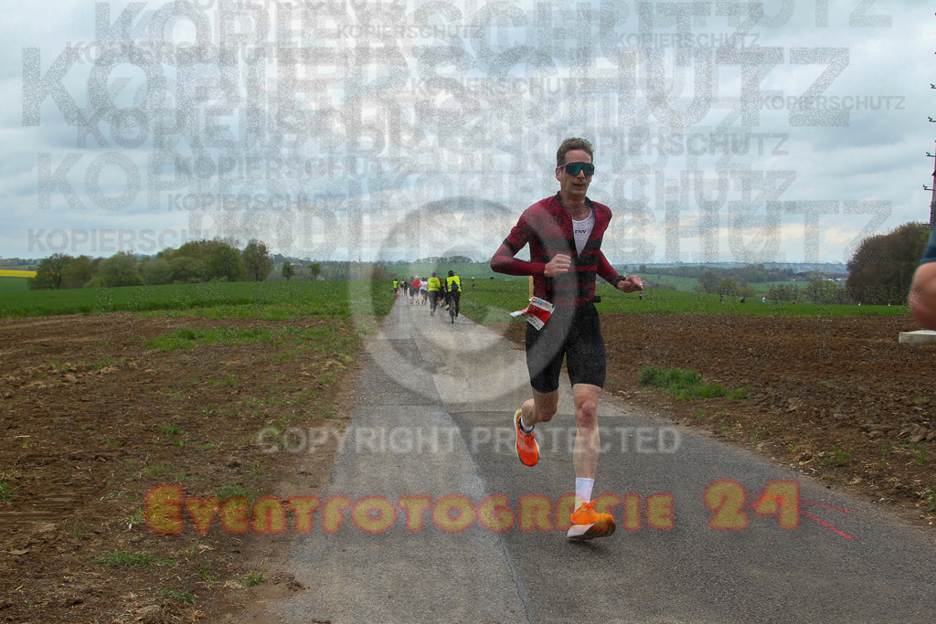 250413_1123_EV4_7644 | Sportfotografie im Rhein-Sieg Kreis, Köln, Bonn, NRW, Rheinland Pfalz, Hessen, etc. Unser Tätigkeitsfeld umfasst den Laufsport vom Volkslauf über den Marathon, Duathlon, Triathon bis zum Ultralauf wie Kölnpfad Ultra oder Schindertrail.