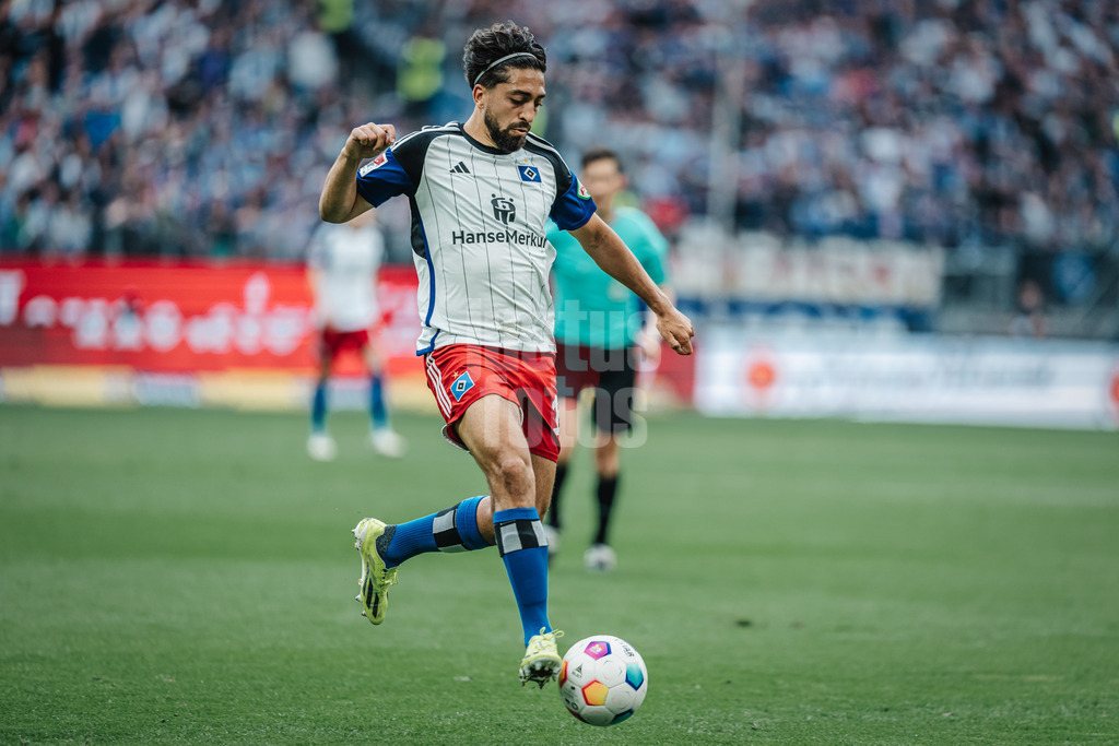 Fußball | Männer | Saison 2023/2024 | 2. Fußball-Bundesliga | 32. Spieltag | Hamburger SV vs. FC St. Pauli  | 03.05.2024 | Immanuel Pherai (#10, HSV)