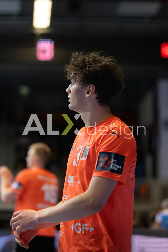 Handball I Herren I Saison 2025-2026 I EHF EUROPEAN LEAGUE 2025/26 | Men I Main Round I 2. Spieltag I Kadetten Schaffhausen - TSV Hannover-Burgdorf I 24.02.2026 | 3 Yari Prince (CH) (Kadetten Schaffhausen) – Flügel links - Realisiert mit Pictrs.com