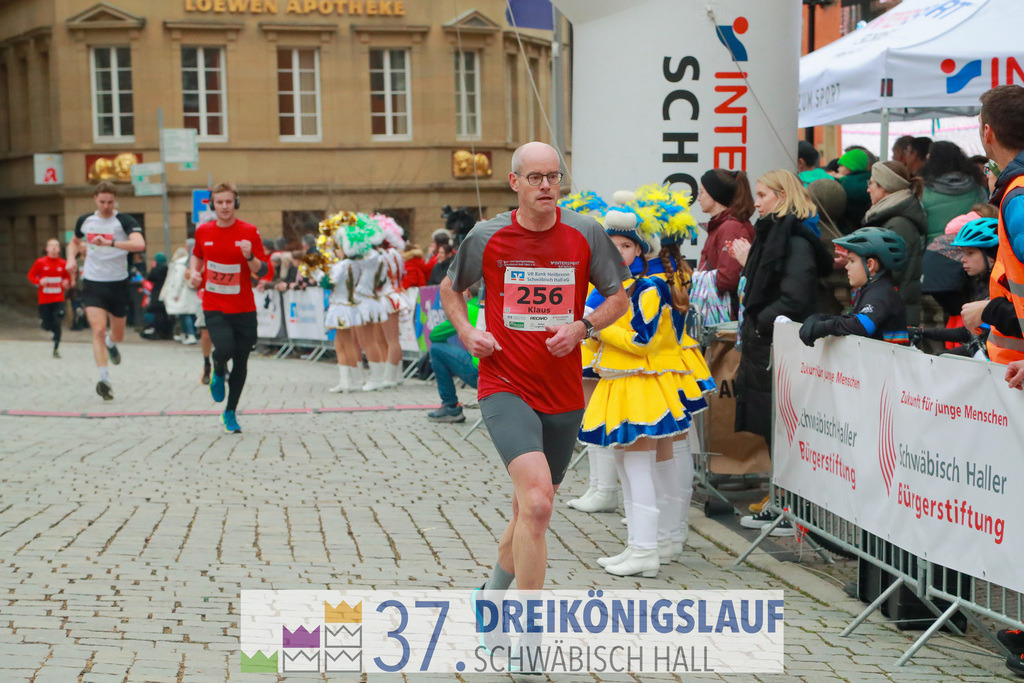 VR Bank Hauptlauf 10000m | 3 Koenigslauf 2023 - Realisiert mit Pictrs.com