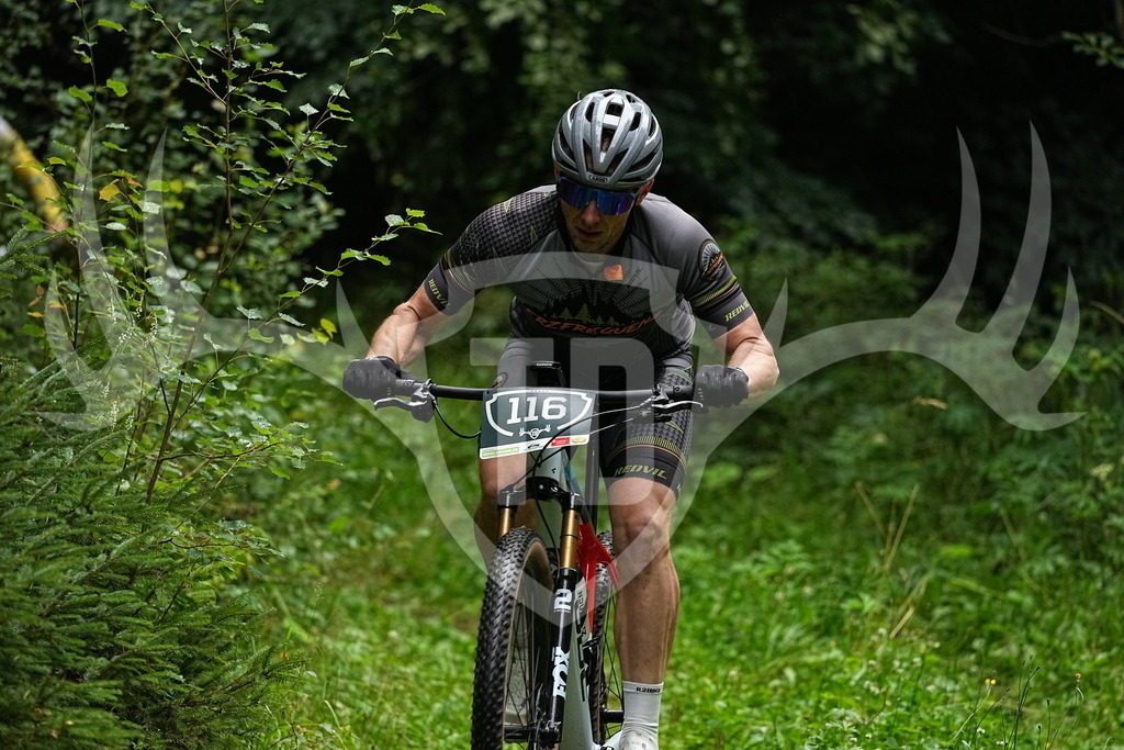 FC109568 | Fotogalerie der Treibjagd im Dunkelwald - Dein MTB Etappenrennen im Erzgebirge - Realisiert mit Pictrs.com