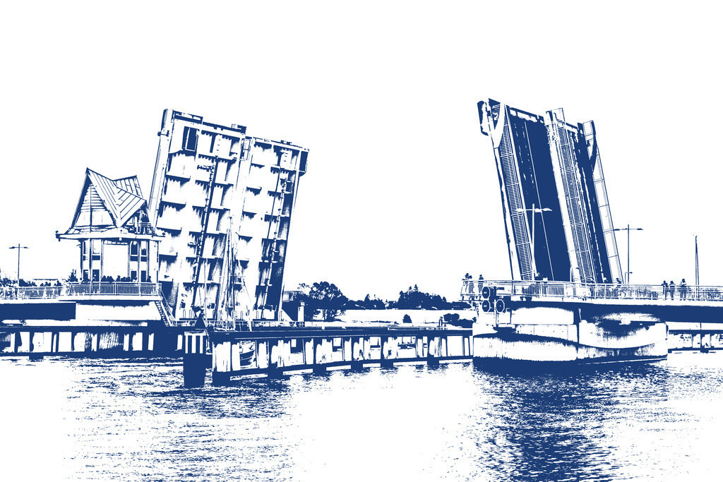 Photoart: Geöffnete Schleibrücke in Kappeln | Dieses Wandbild im Querformat zeigt die geöffnete Schleibrücke in Kappeln. Die Idee bei diesem Bild war es, nur die wesentlichen Bildinformationen zu nutzen. Daher wurde die Umgebung mittels Schwellenwerten reduziert und in blau gefärbt. Auf diese Weise liegt der Fokus auf der Schleibrücke und nicht auf Farben in der Umgebung. Zudem erhalten Sie ein edles maritimes Wandbild, welches sich zu vielen Einrichtungsstilen kombinieren lässt. Somit erhalten Sie ein exklusives Kunstwerk der Schleiregion.  - Realisiert mit Pictrs.com