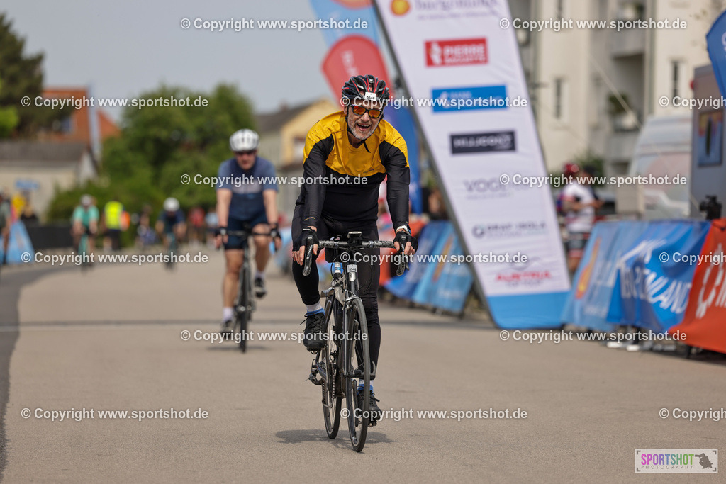 VJ__9249 | Neusiedlersee Radmarathon 2026@sportshot_your_pictrs #yourpictures#roadtowm2029 #nrm #neusiedlerseeradmarathon #neusiedlersee #neusiedlerseetourismus #burgenland #mörbisch #nrm26 #burgenlandtourismus #voglundco #poweredbyburgenlandtourismus #radsport #rad #marathon #ucigranfondo #visitburgenland #ucigranfondoworldseries