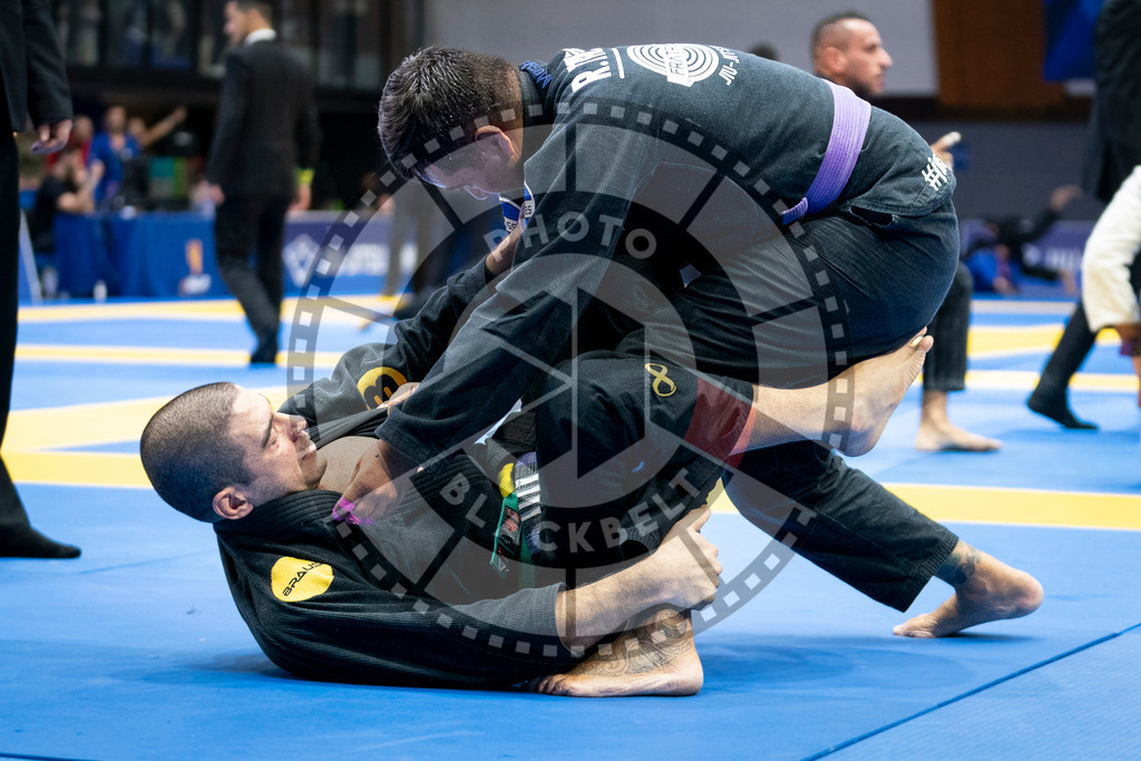 20240125PBB00614 | Fighters compete during the sixth day of the Brazilian Jiu-jitsu European Championship of the IBJJF in Paris, France, on January 25, 2024.