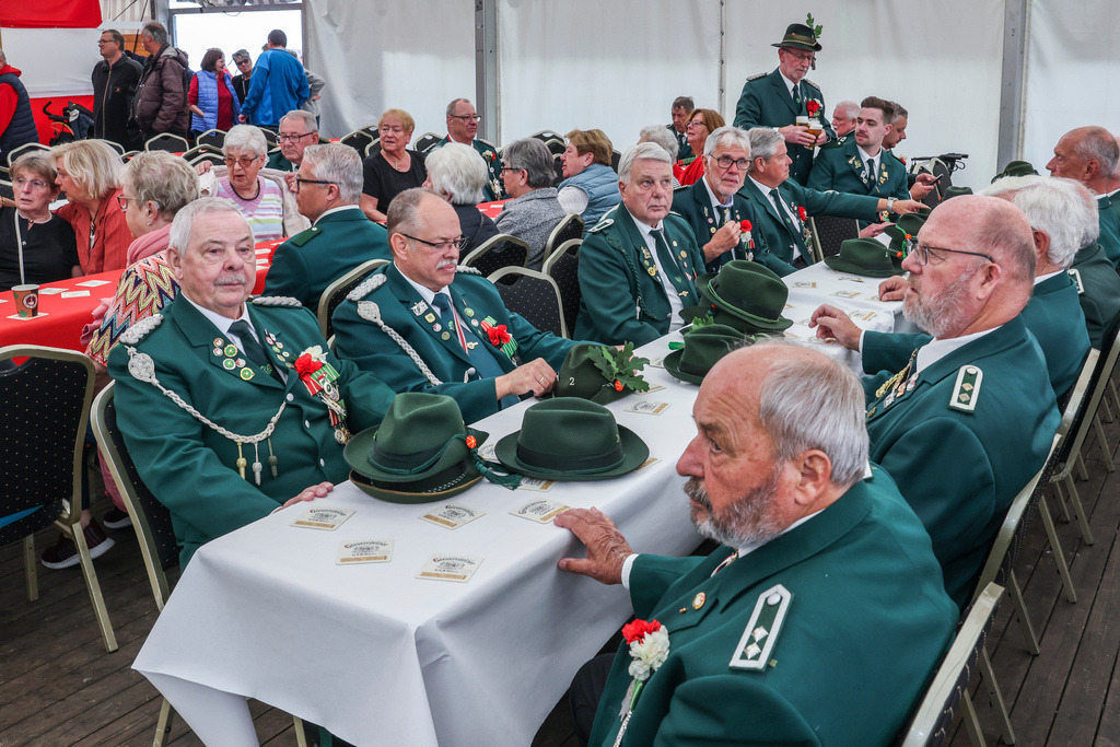 top-top.de 240602-010 | Foto, Video, Fotografie, Videografie, Fotobox, DJ, Discjockey, Musik, Musikbox, Veranstaltung, Photobooth, Amazon, Ebay, Buchtipp, Bestseller, Autor, Verlag, Buch, Wesel, Hamminkeln, NRW, Dinslaken, Rees, Drohne, Hochzeit, Party, Fotobox, Wesel, Fotograf