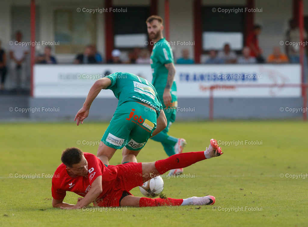 A_LUI_170824_0003 | SPORT FUSSBALL REGIONALLIGA MITTE  ASKOE OEDT -UVB VOECKLAMARKT  17.08.2024  IM BILD: DINO KOVACEVIC  (OEDT) UND DANIEL MAGANIC (VOECKLAMARKT)) FOTO:  FOTOLUI