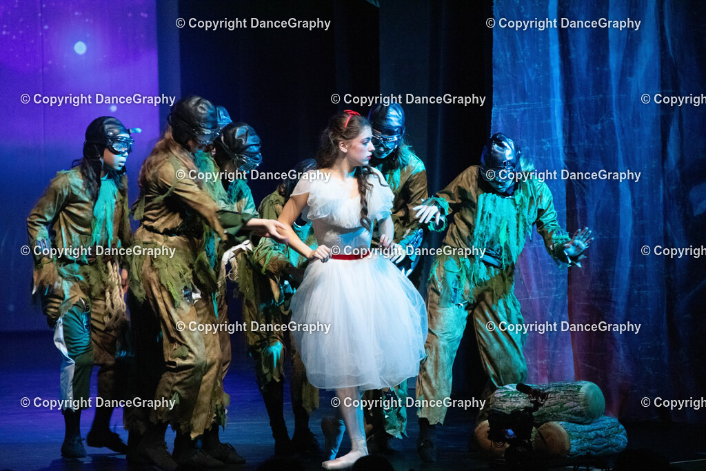 GPHY1851 | DanceGraphy - Realisiert mit Pictrs.com