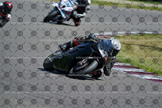 26BT01-0800 | 007 - Realisiert mit Pictrs.com