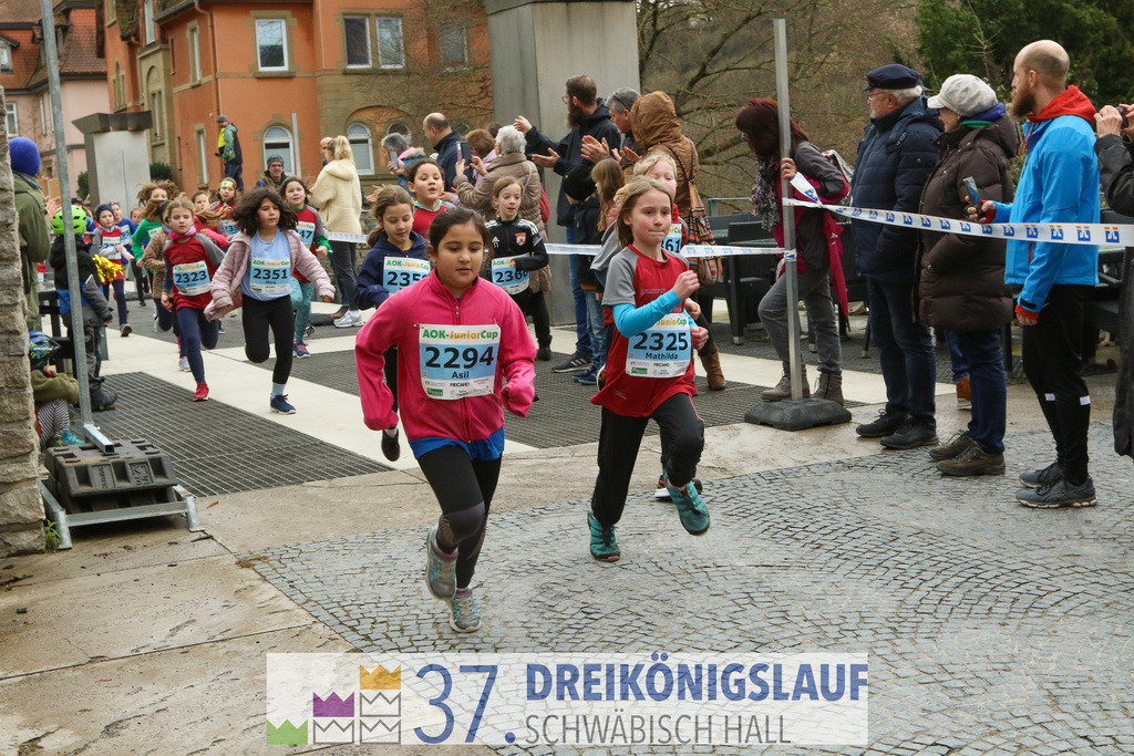 AOK JuniorCup 400m | 3Koenigslauf 2023 - Realisiert mit Pictrs.com