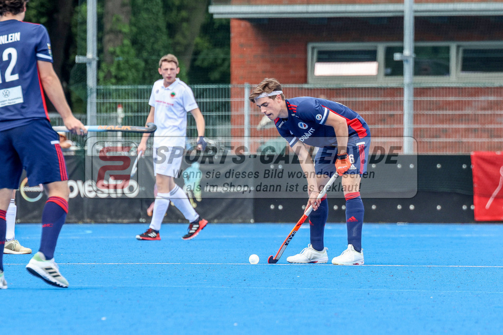 MJ_2023-05-13 Herren CHTC - MHC-32 | Peer Hinrichs (Mannheimer HC #16), Crefelder HTC - Mannheimer HC am 13.5.2023 in der Gerd-Wellen-Sportanlage, Krefeld