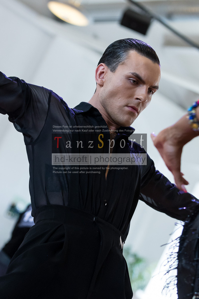 20240616_D-Cup-HGR-Latein_3413 | Tanzsportbilder, Standardtanz, Lateintanz, WDSF, DTV, LTVB, dancecomp, goc, hessen tanzt, blaues band der spree, walzer, tango, wiener walzer, slowfox, quickstepp, samba, rumba, cha-cha-cha, paso doble. jive, hd-kroft photography, turniertanzsport