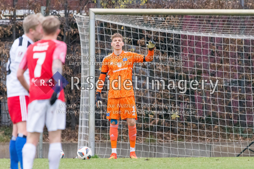 Fußball, Saison 2022/23, Regionalliga Nord, HSV II - TSV Havelse, Wolfgang-Meyer-Stadion (Hamburg), 03.12.2022, 21. Spieltag | Leo Oppermann (#1, HSV II, Torwart)