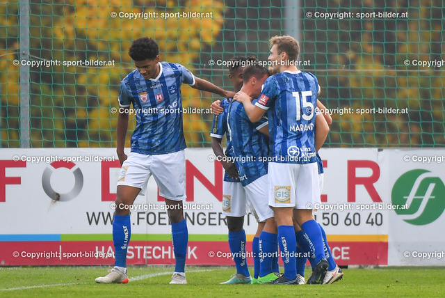 AUT, 2.Liga, FC Blau Weiss Linz vs FC Liefering | 29.10.2022, Hofmann Arena Linz, AUT, 2.Liga, FC Blau Weiss Linz vs FC Liefering, im Bild Jubel Spieler FC Blau Weiss Linz (Blau Weiss Linz)


// Admiral 2. Liga Match between FC Blau Weiss Linz and FC Liefering in Linz, Austria on 2022/10/29
