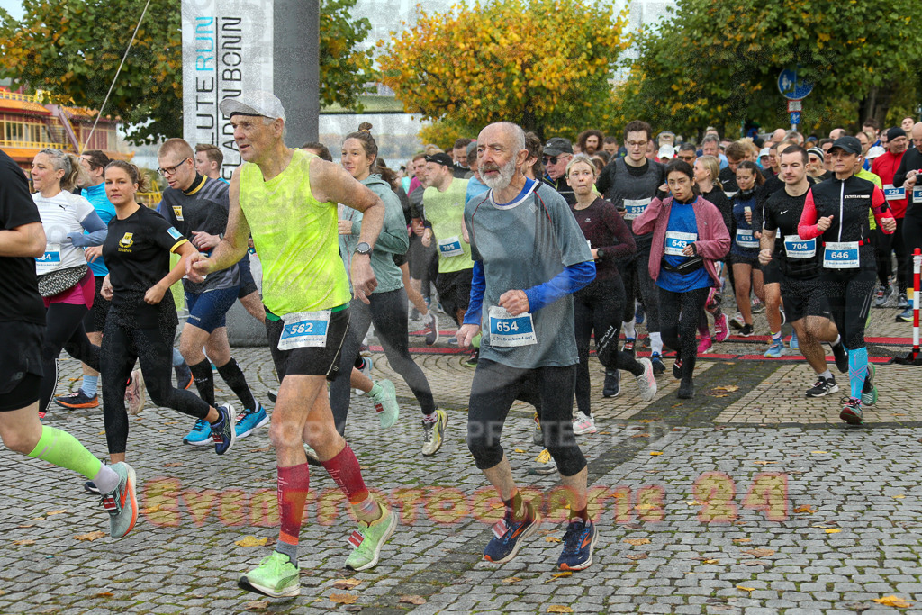 241020_0920_EX1_6940 | Sportfotografie im Rhein-Sieg Kreis, Köln, Bonn, NRW, Rheinland Pfalz, Hessen, etc. Unser Tätigkeitsfeld umfasst den Laufsport vom Volkslauf über den Marathon, Duathlon, Triathon bis zum Ultralauf wie Kölnpfad Ultra oder Schindertrail.