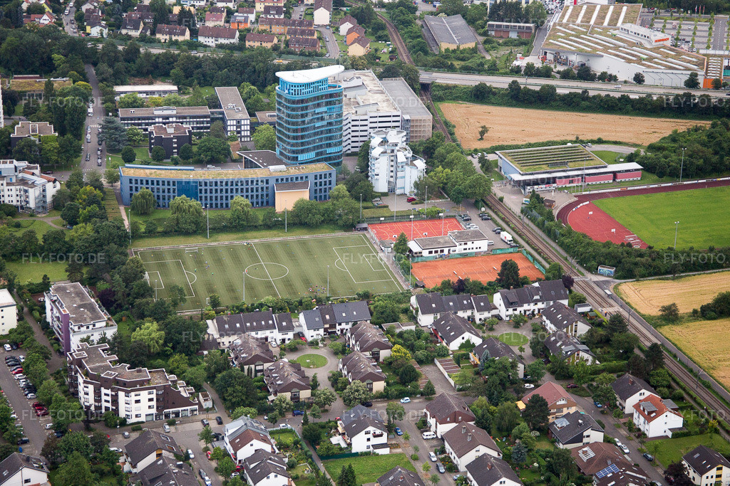 Luftbild: Hochschule SRH . im Ortsteil Wieblingen in Heidelberg im Bundesland Baden-Württemberg in Deutschland.Foto: IMG_090790.jpg vom 04.07.2016 durch Werner Riehm/FLY-FOTO.deAuflösung des Originals: 5160 x 3440 pxSRH University | Dein Ziel. Dein Studium.