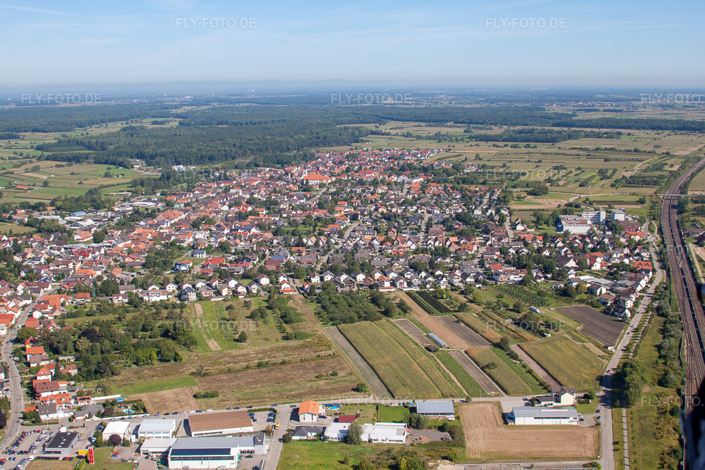 Luftbild: Urloffen von Süden im Ortsteil Urloffen in Appenweier im Bundesland Baden-Württemberg in Deutschland. Foto: IMG_20710.jpg vom 31.08.2009 durch Werner Riehm/FLY-FOTO.de