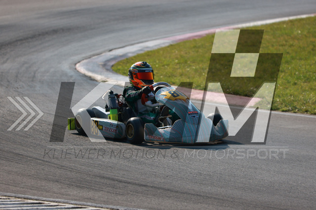 0DKP2111 | Kliewer Motion & Motorsport - Realisiert mit Pictrs.com