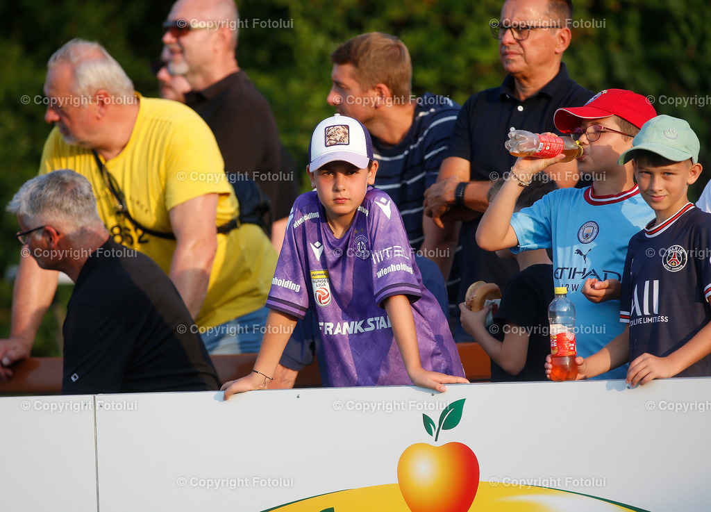 A_LUI_280824_54 | SPORT FUSSBALL UNIQA OEFB CUP 2024 2.RUNDE ASKOE OEDT-WIENER AUSTRIA 28.08.2024 IM BILD: FAN FOTO:FOTOLUI