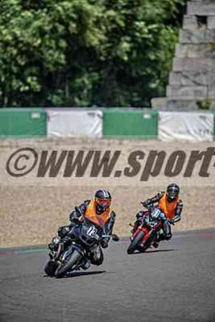 pubi9520 | Professionelle Fotos von Sportveranstaltungen, aber auch Hochzeiten und anderen Events. - Realisiert mit Pictrs.com