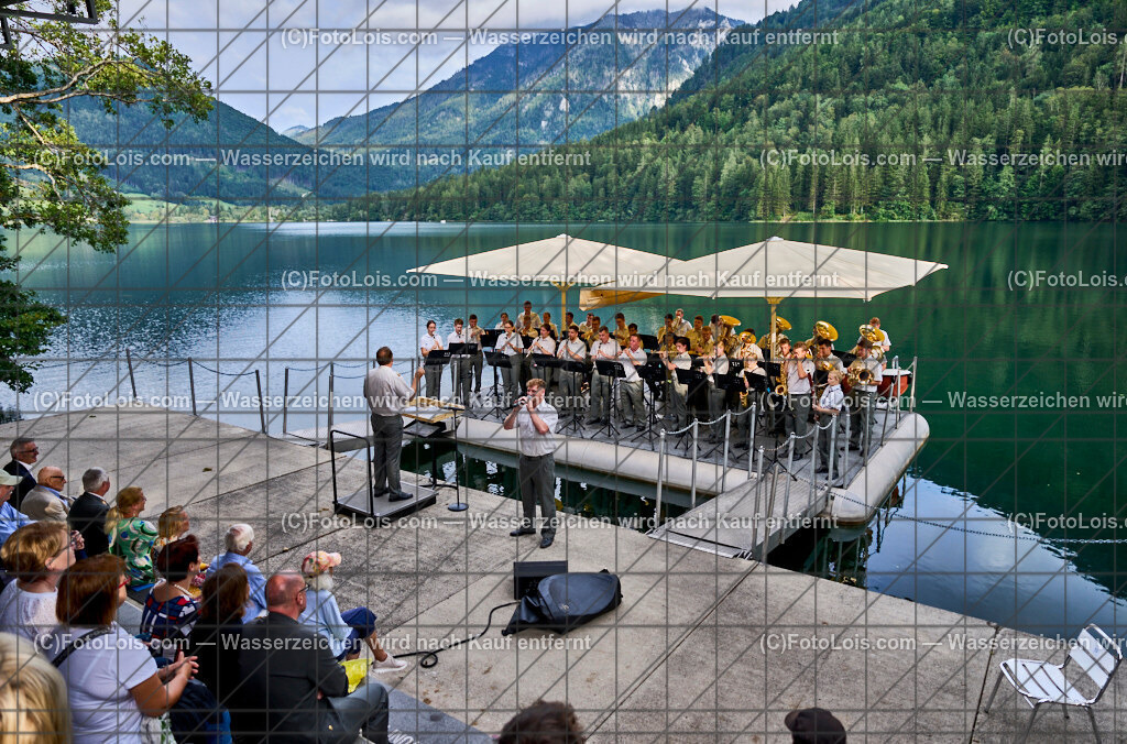 ALP1030_XXXX-Chopin-Festival_Ausklang | (C)FotoLois.com, Alois Spandl. XXXX. Chopin-Festival in der Kartause Gaming, musikalischer AUSKLANG auf der Seebühne Lunz mit dem Blasorchester der Miltärmusik Niederösterreich unter der Leitung von Oberst Adolf Obendrauf, So 18. August 2024.
