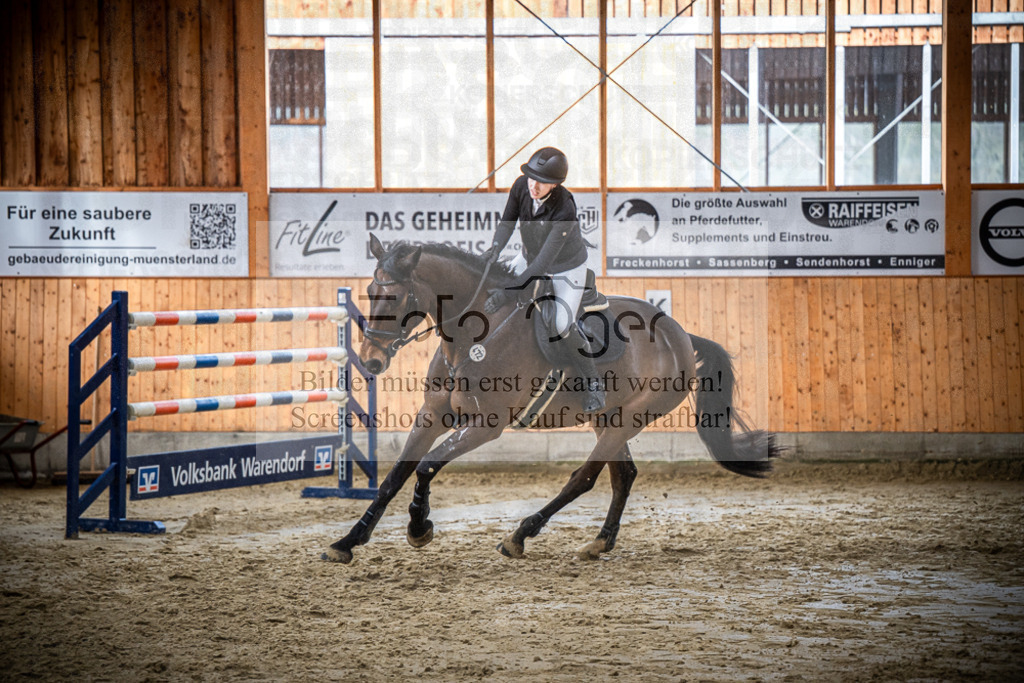 DOS_1338 | Entdecke hochwertige Reitturnierfotos von Foto Oger. Professionell, emotional und authentisch – jetzt Lieblingsmomente im Shop bestellen.Deutschlandweite Turnierfotografie. - Realisiert mit Pictrs.com