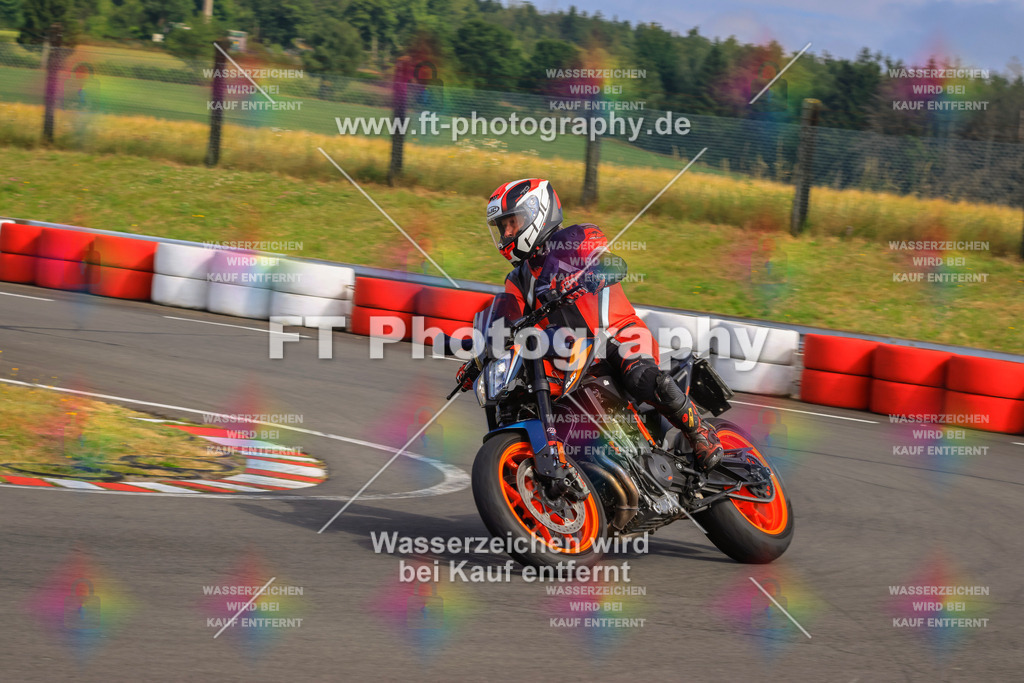 _DSK2132 | Hier findet Ihr Bilder von Touristenfahrten auf der Nürburgring Nordschleife oder von anderen Veranstaltungen die ich besucht habe. Viel Spass beim Durch Schauen 