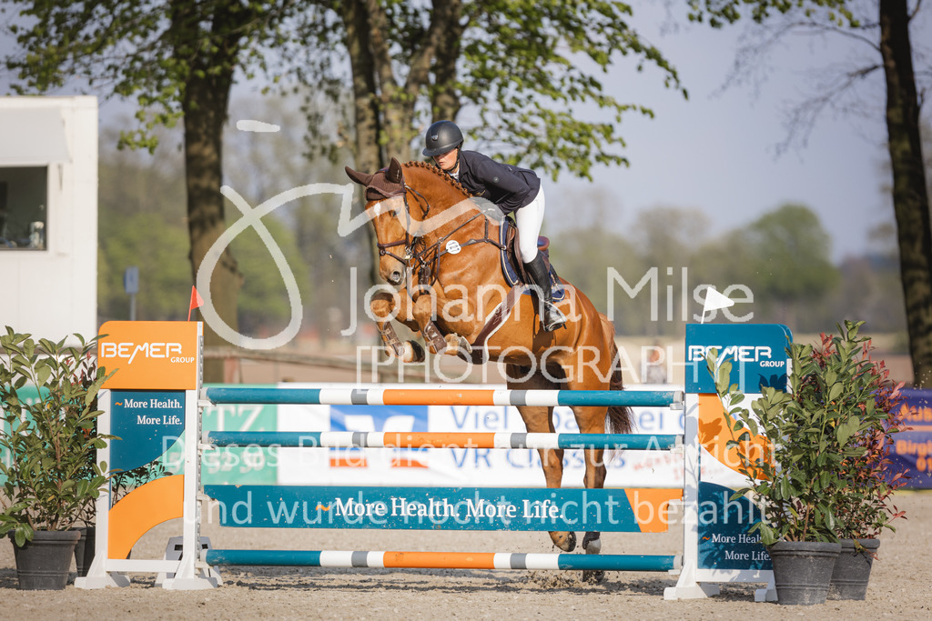 220426_Mühlen_05SprgPf-M-576 | Mühlen Late Entry
26.04.2022
05 Springpferdeprüfung Kl.M* 5-7j.