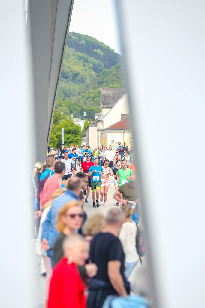 MB-20240428-101-107-0424 | Int. 3 Brückenlauf Linz, Foto: WAPICS/Binder Manuel
