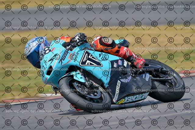 25bt04-1650 | markuskiefer.com - Realisiert mit Pictrs.com