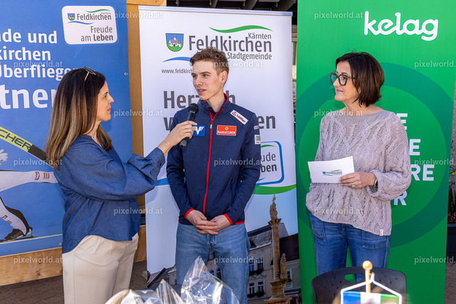 Autogrammstunde mit Maximilian Ortner | Bildershop von pixelworld.at - Realisiert mit Pictrs.com