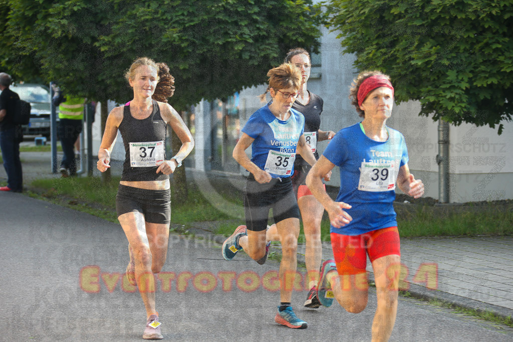 230804_1800_EX1_3568 | Sportfotografie im Rhein-Sieg Kreis, Köln, Bonn, NRW, Rheinland Pfalz, Hessen, etc. Unser Tätigkeitsfeld umfasst den Laufsport vom Volkslauf über den Marathon, Duathlon, Triathon bis zum Ultralauf wie Kölnpfad Ultra oder Schindertrail.