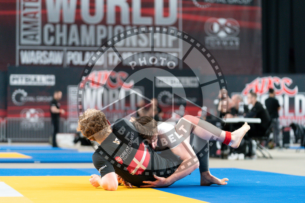20250517PBB0536 | Athletes compete during the first day of the ADCC Amateur World Championship on May 15, 2025 in Warsaw, Poland. © Chiara Dazi / photoblackbelt